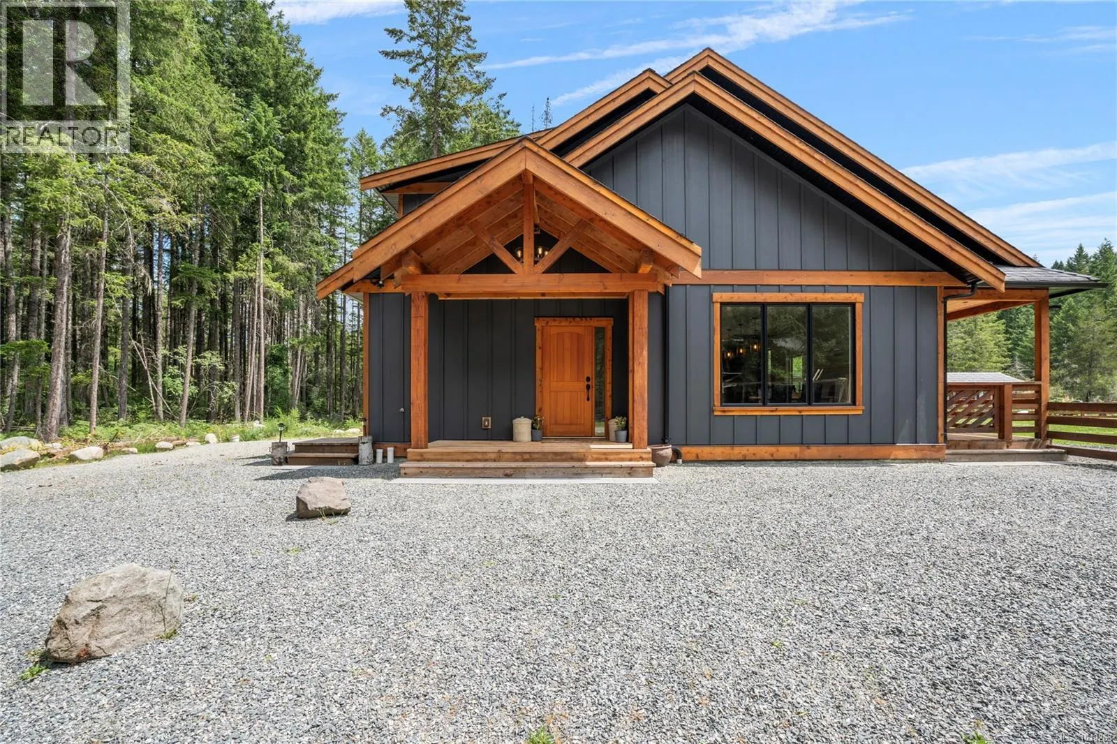 2715 Nanaimo River Rd