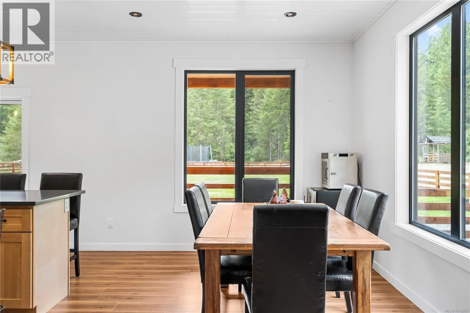 2715 Nanaimo River Rd