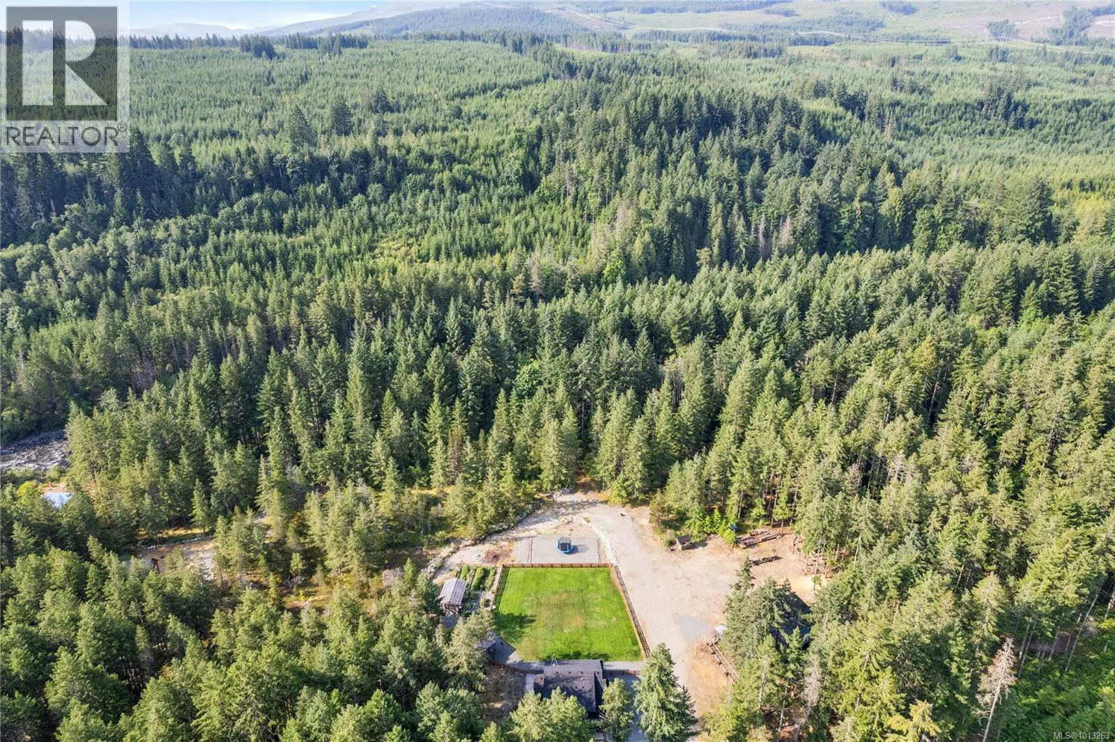 2715 Nanaimo River Rd