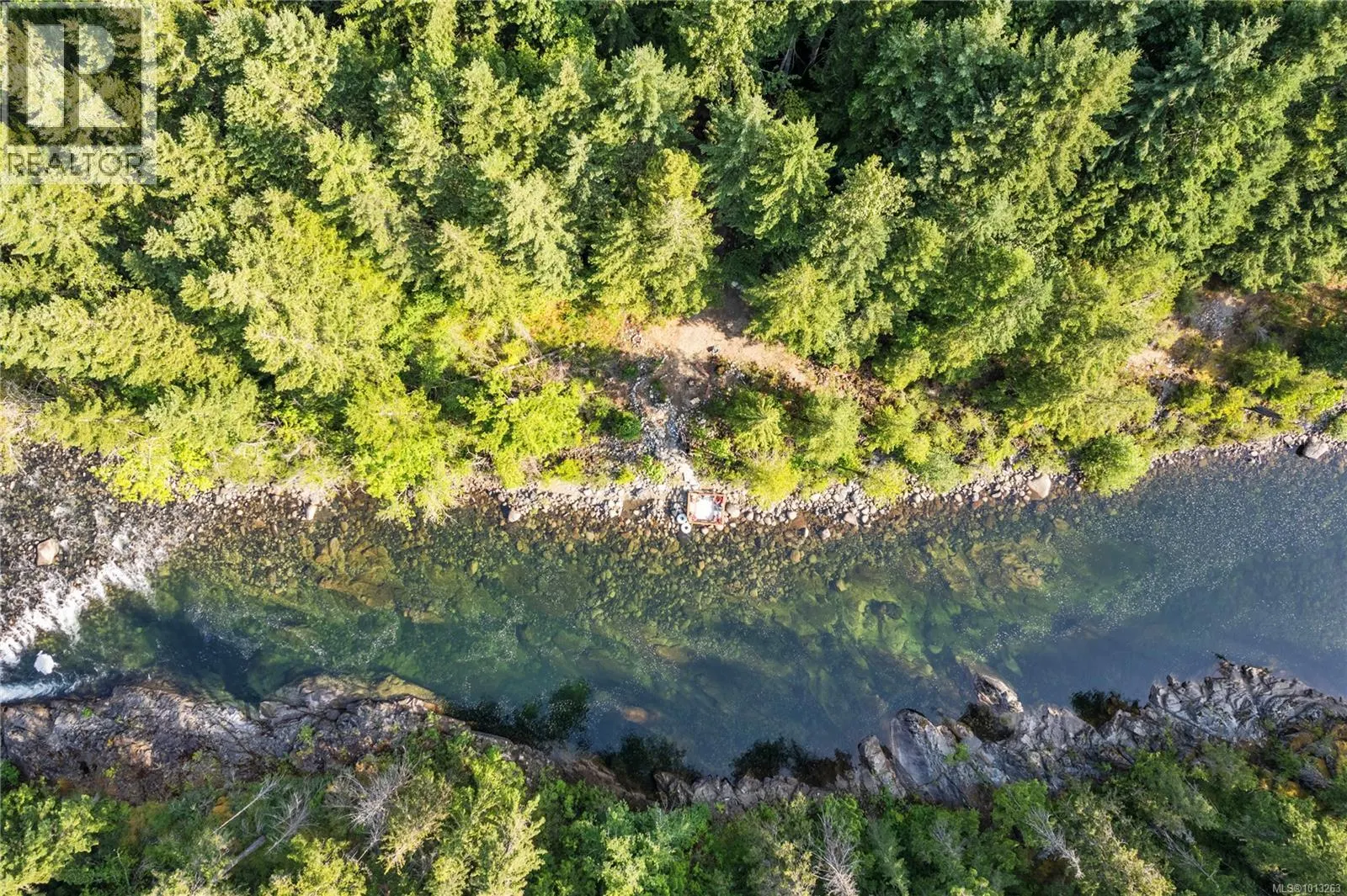 2715 Nanaimo River Rd