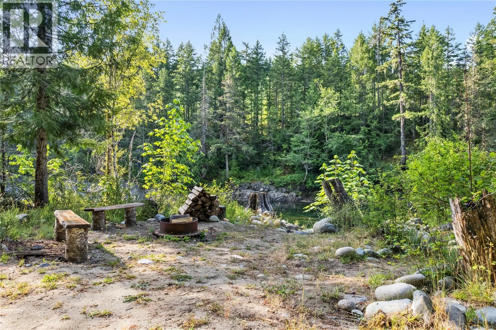 2715 Nanaimo River Rd