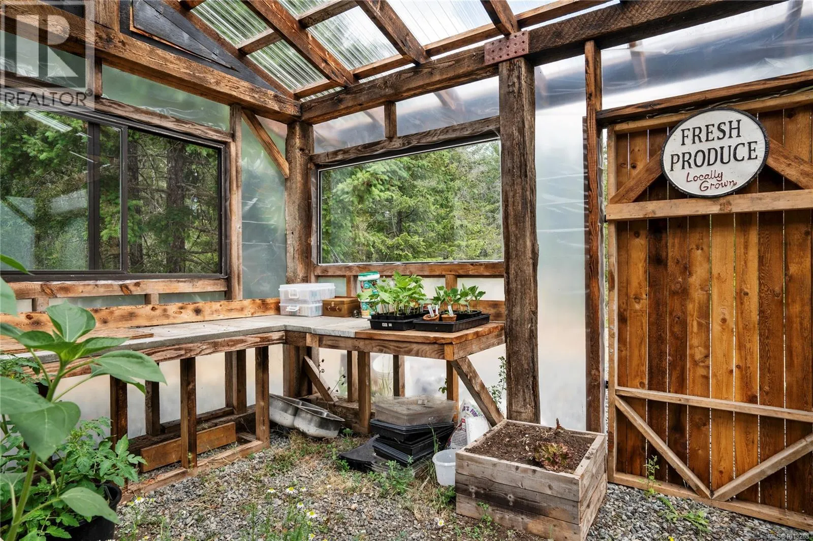 2715 Nanaimo River Rd