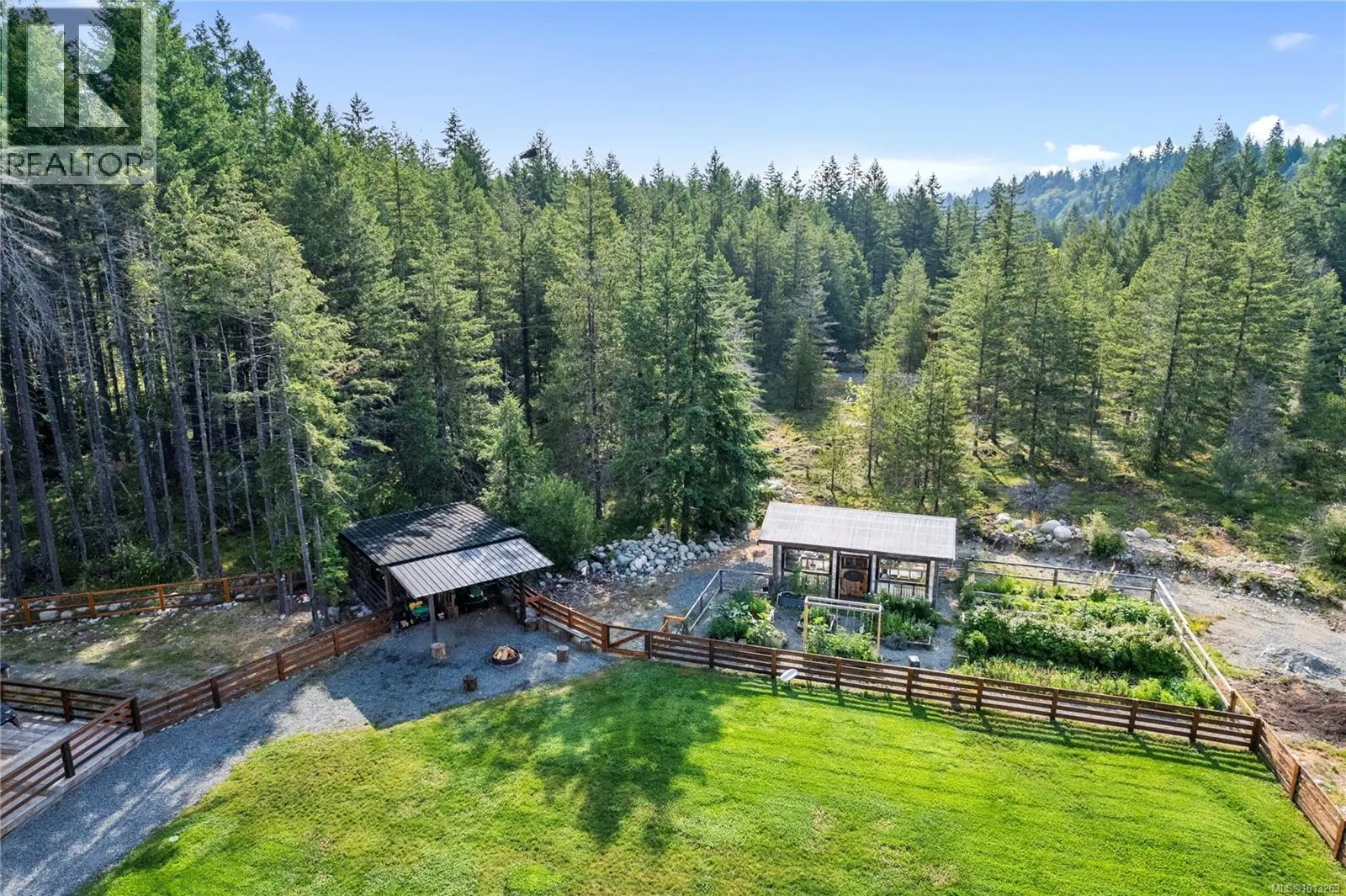 2715 Nanaimo River Rd
