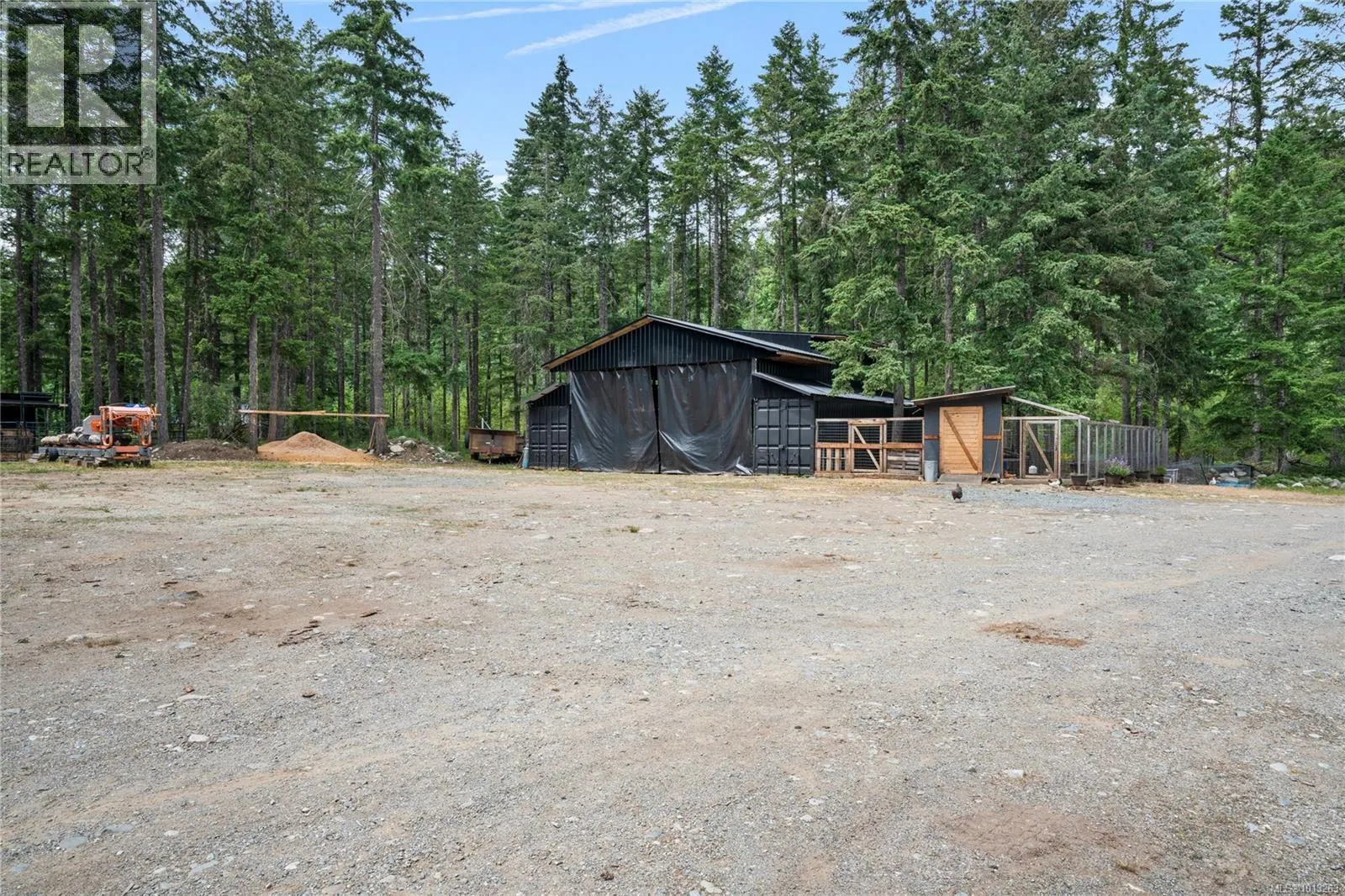 2715 Nanaimo River Rd