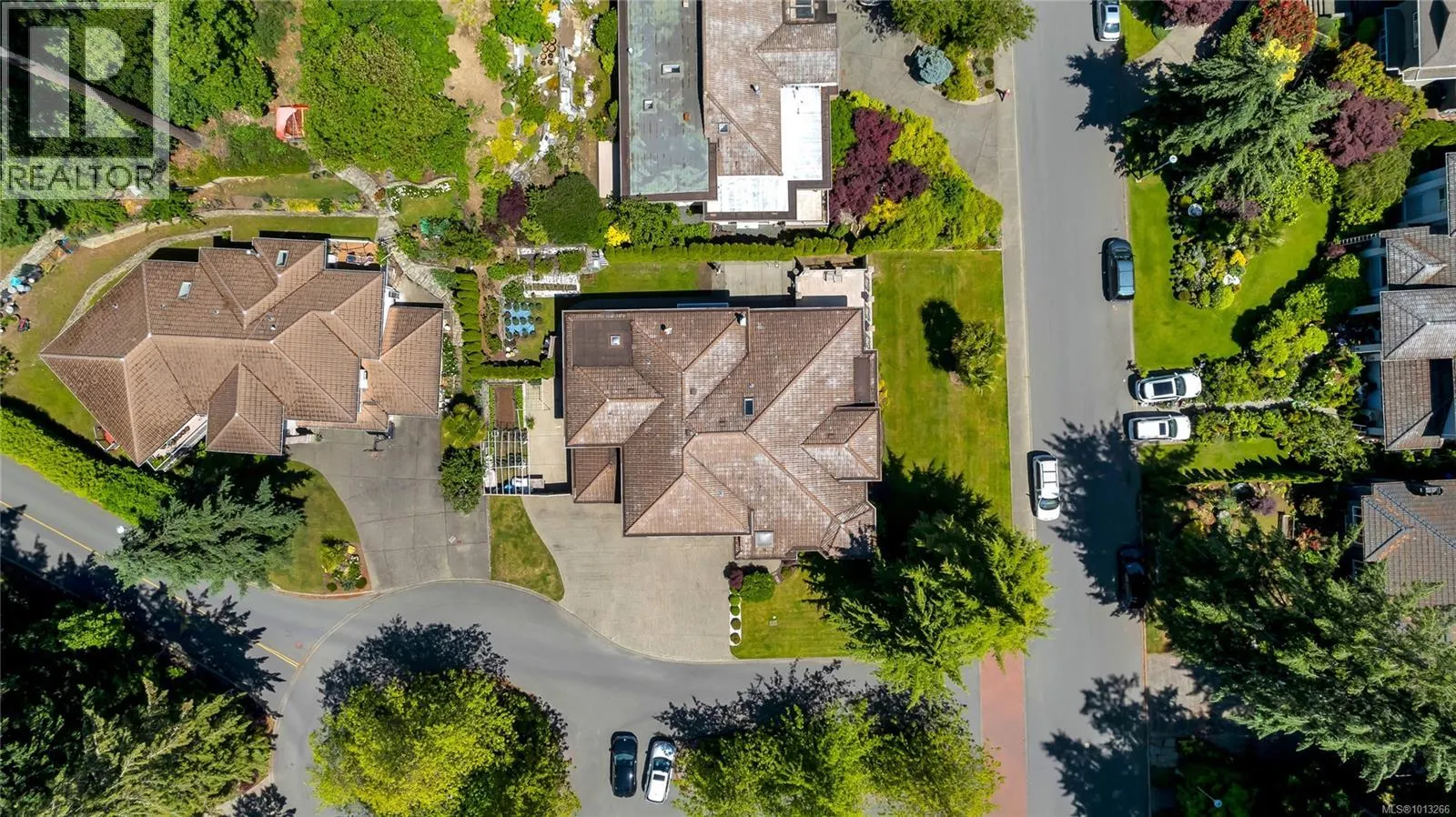 948 Boulderwood Rise