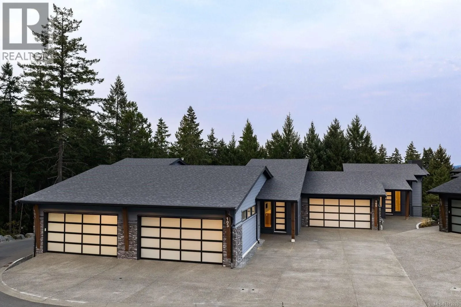 101 2332 Copper Rock Crt