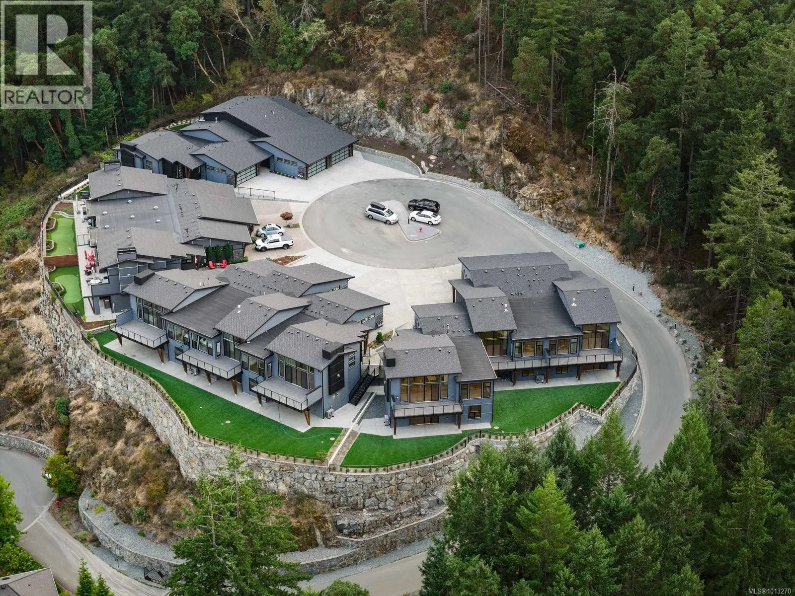 101 2332 Copper Rock Crt