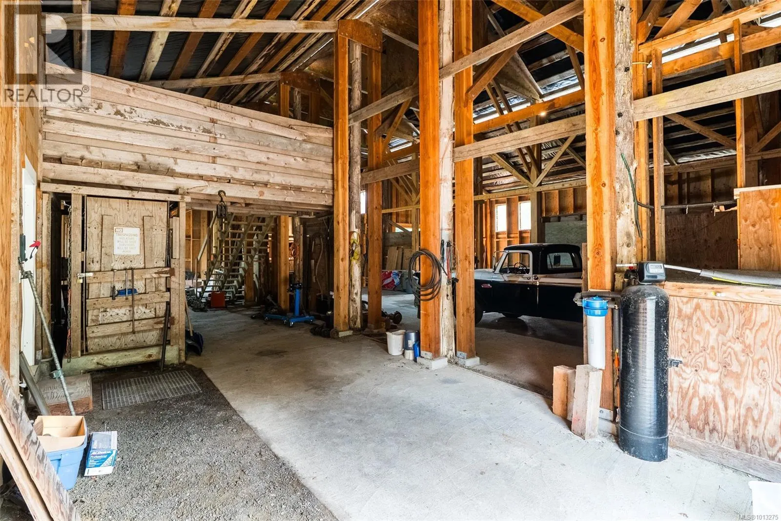 3031 Phillips Rd