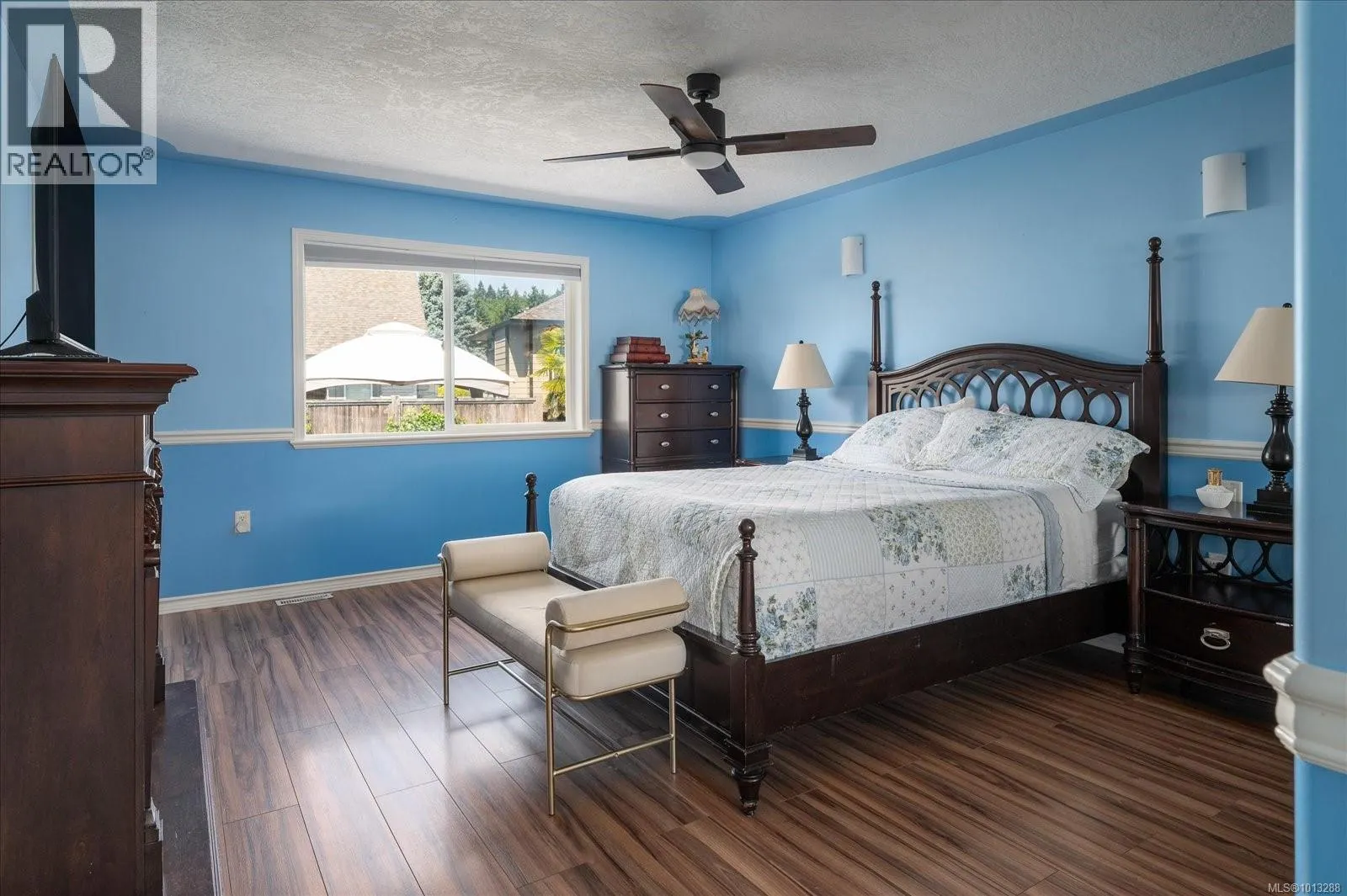 5804 Quarry Cres