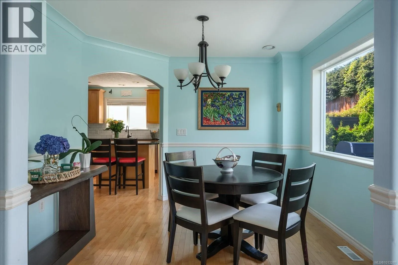 5804 Quarry Cres