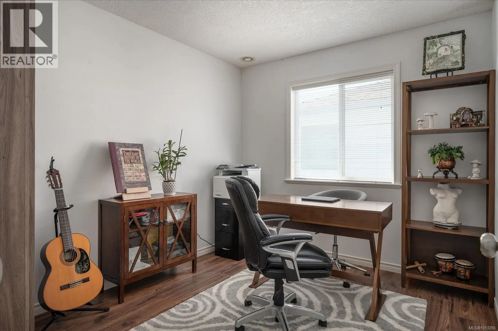 5804 Quarry Cres