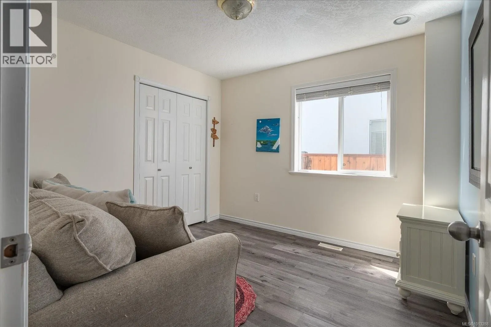 5804 Quarry Cres