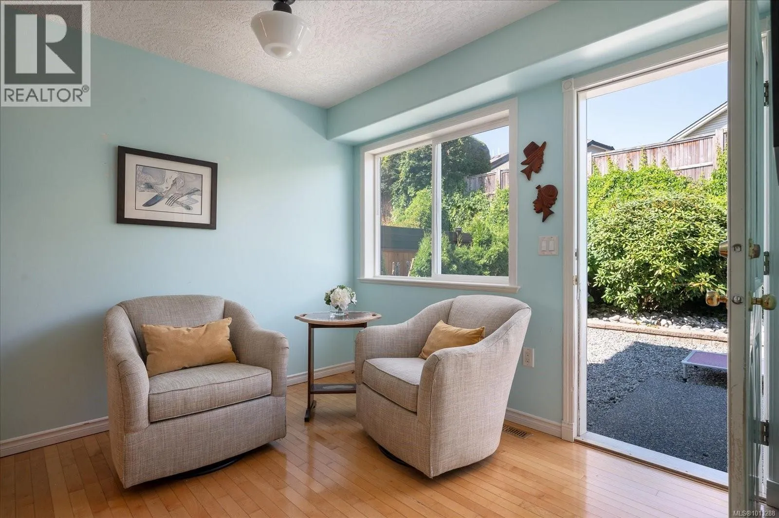 5804 Quarry Cres