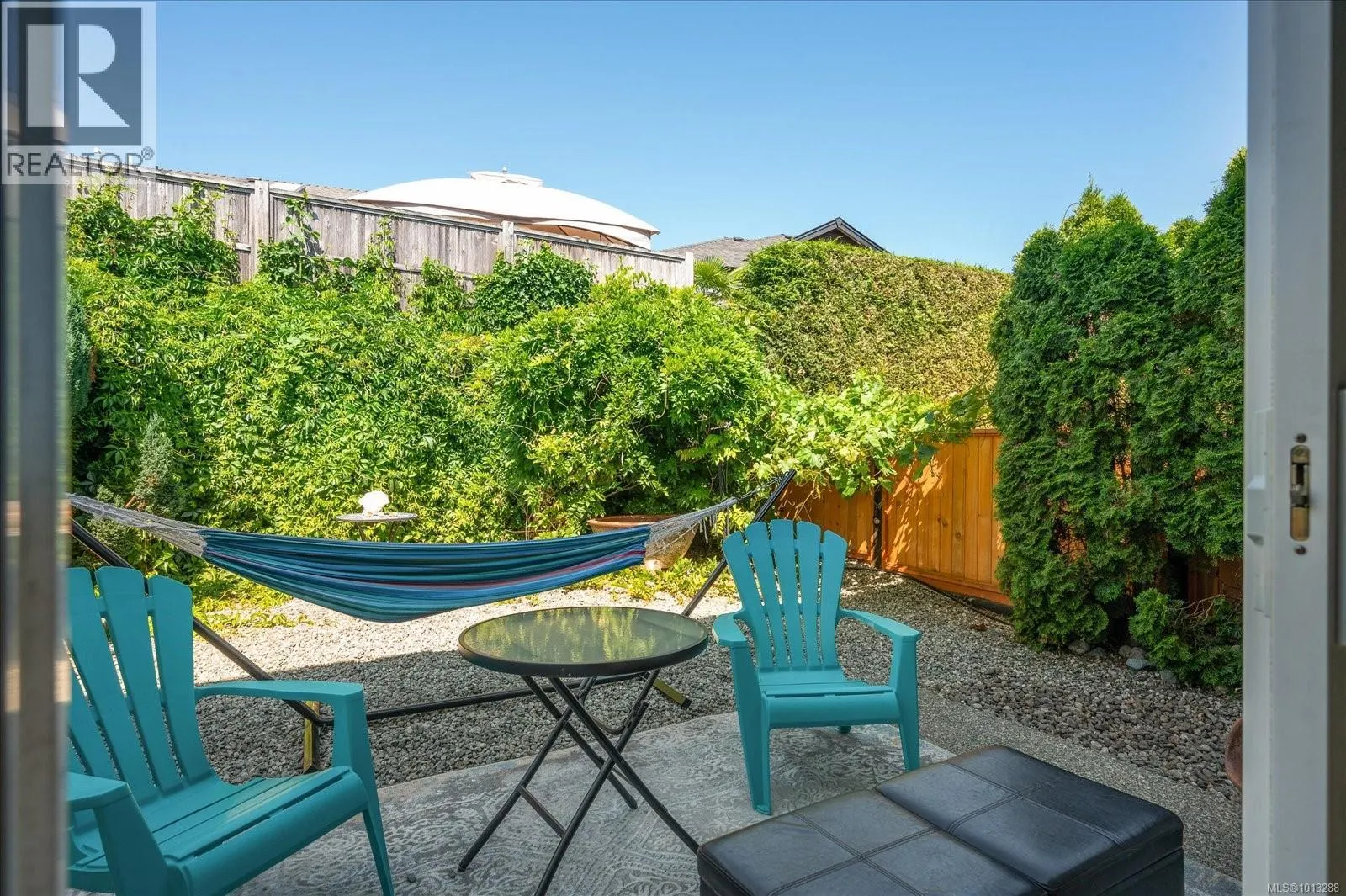 5804 Quarry Cres