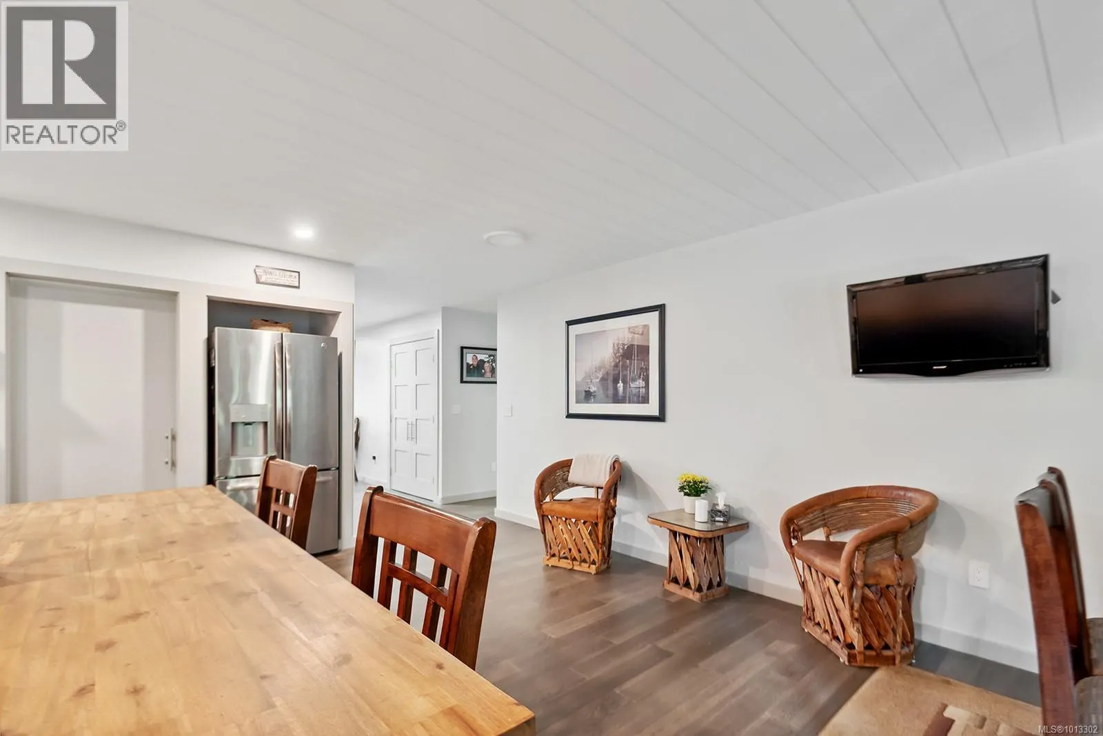 1220 Margaret Pl
