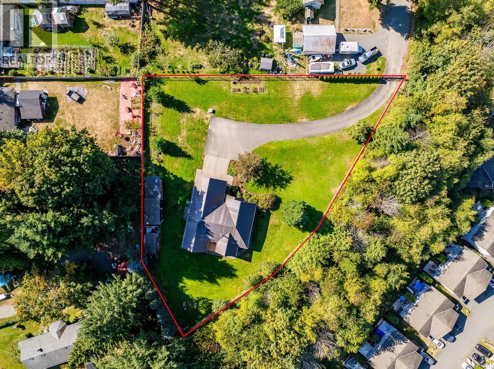 2435 Charleville Rd