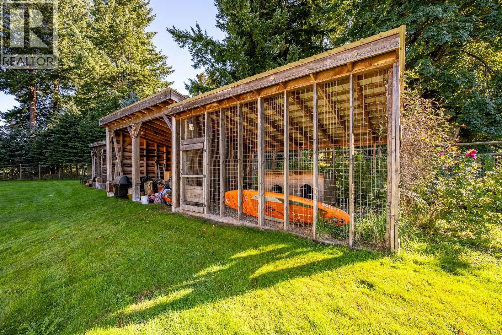 2435 Charleville Rd