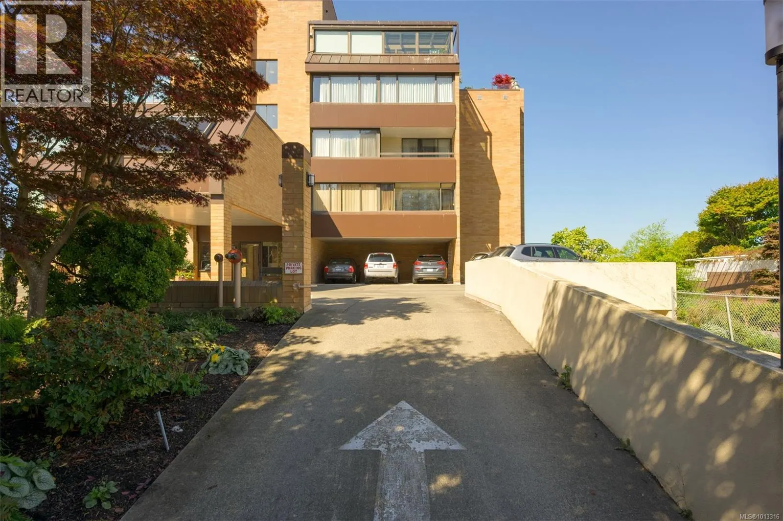 201 640 Montreal St