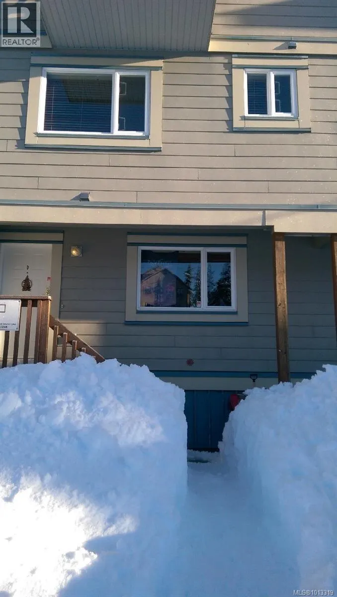 D 828 Washington Way