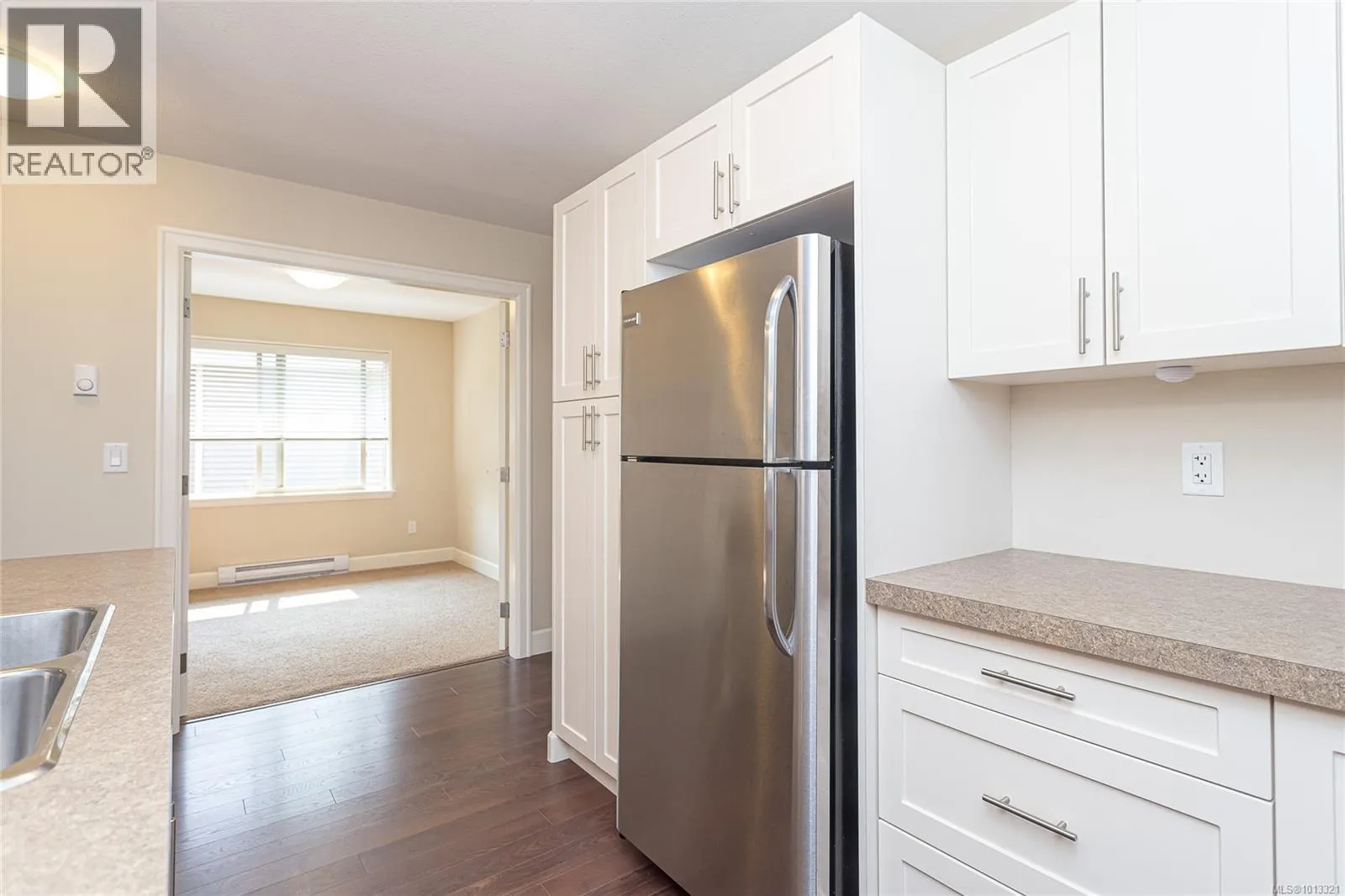 201 4436 Hedgestone Pl