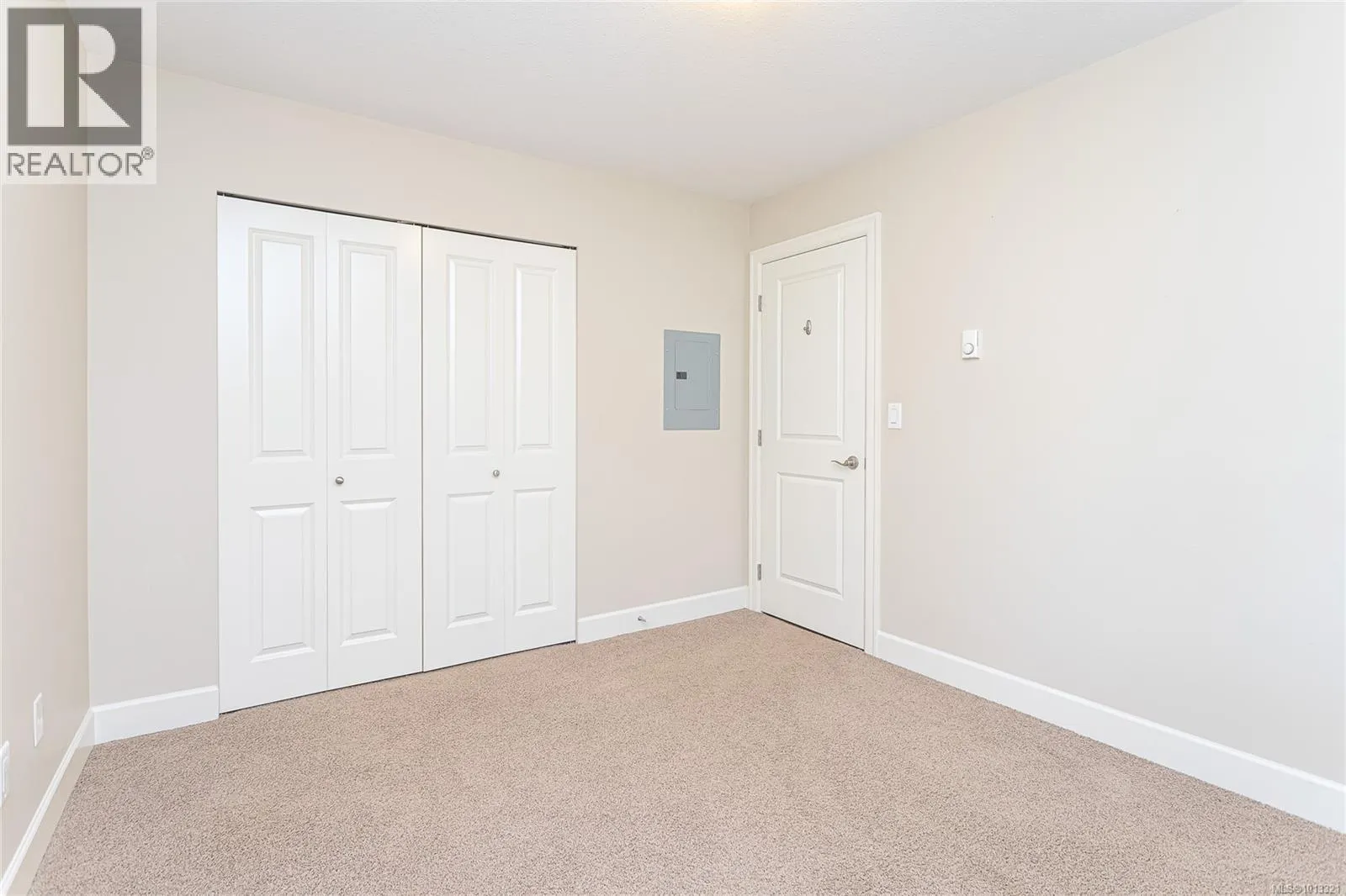 201 4436 Hedgestone Pl