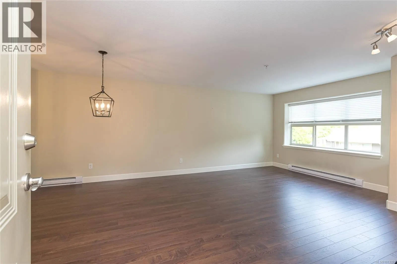 201 4436 Hedgestone Pl