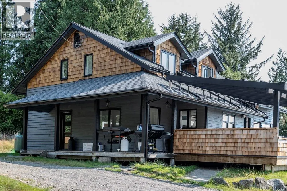 305 Kaleva Rd