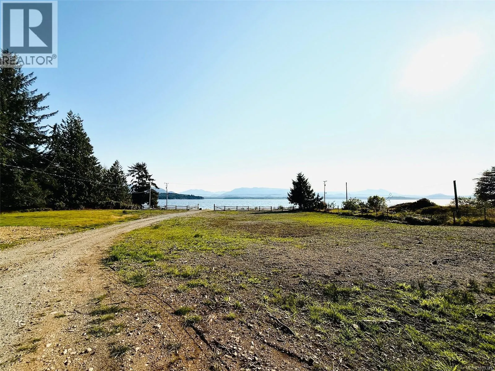 305 Kaleva Rd