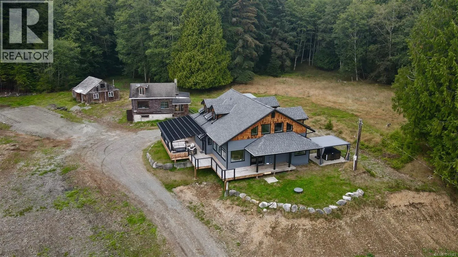 305 Kaleva Rd