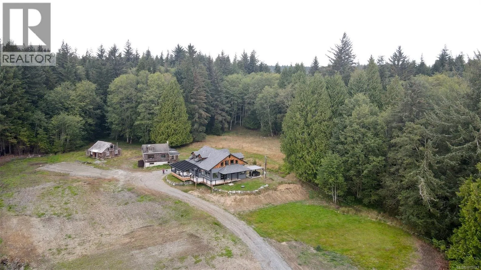 305 Kaleva Rd