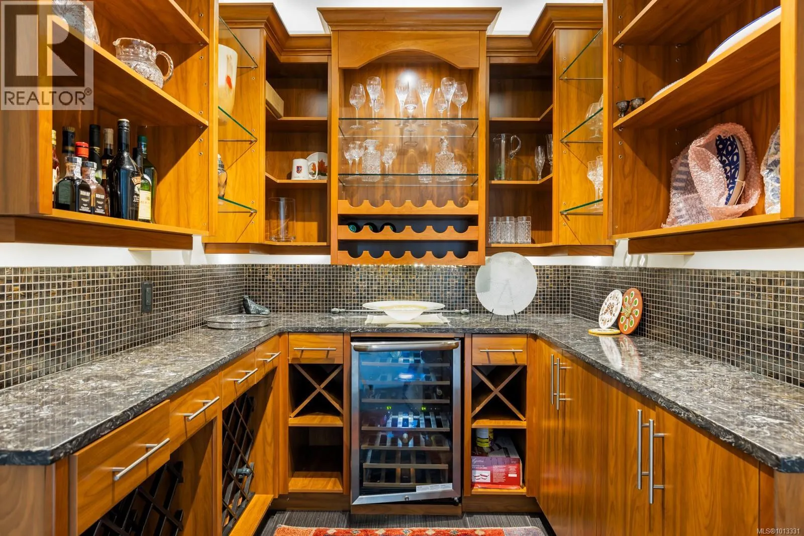 2027 Hedgestone Lane