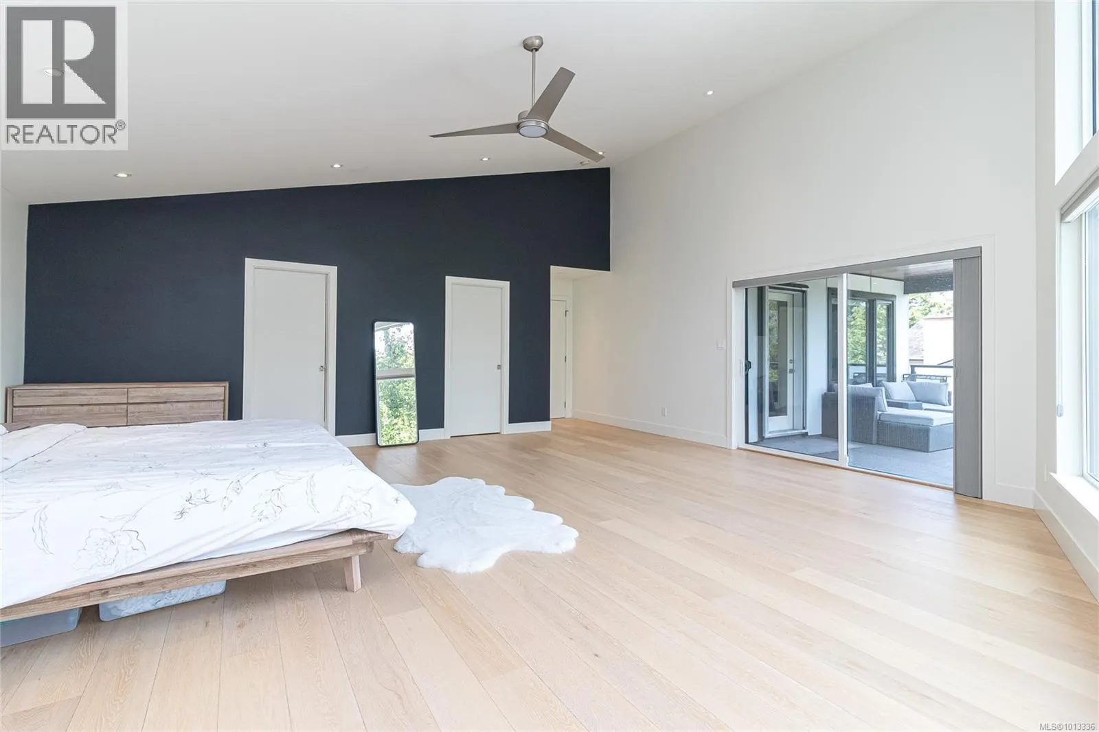 1165 Royal Oak Dr