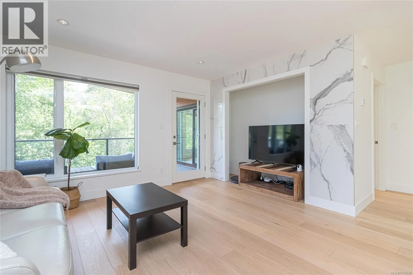 1165 Royal Oak Dr