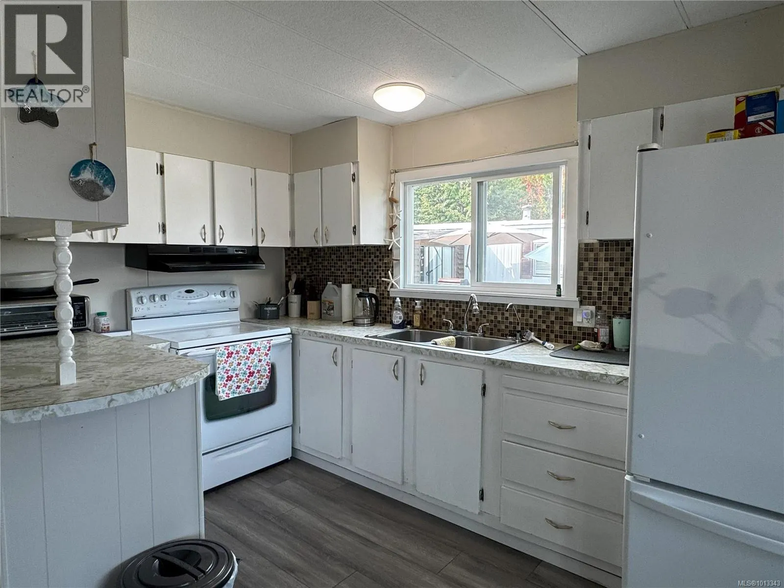 9 1451 Perkins Rd