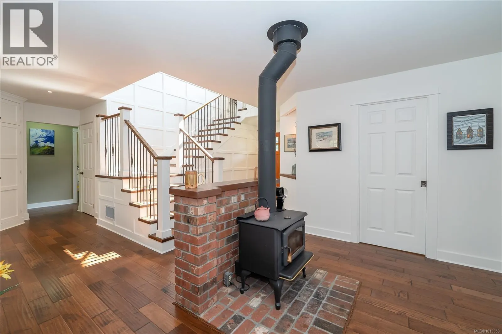 662 Hoylake Ave