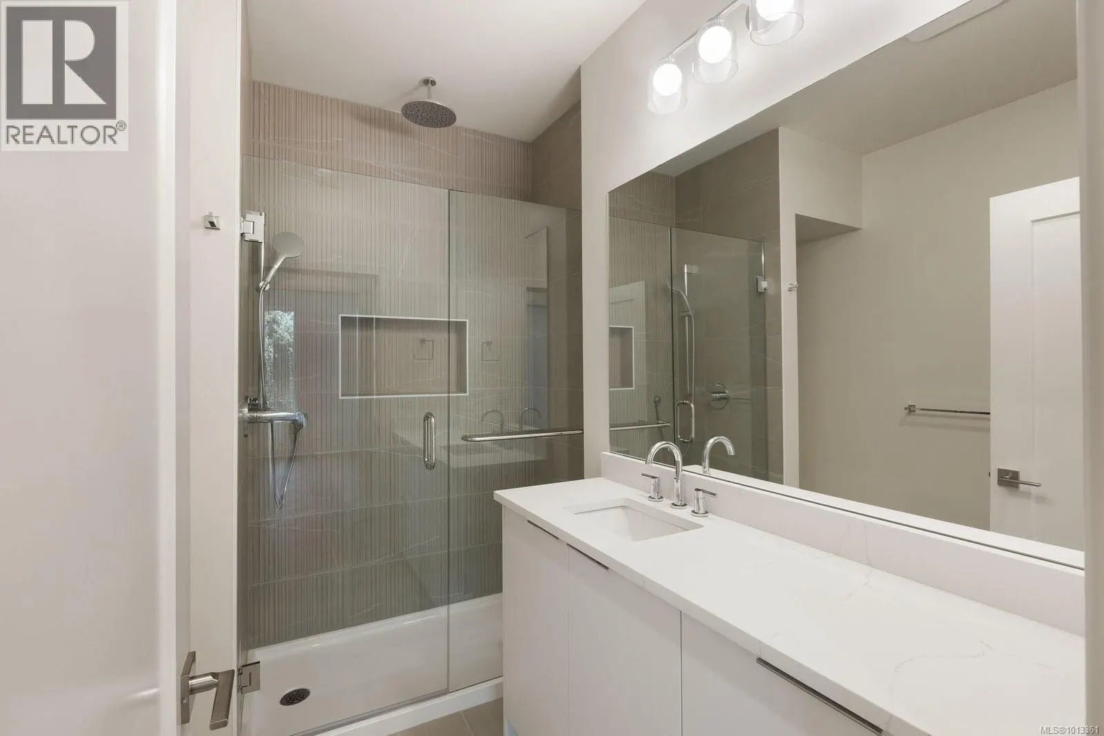 105 2332 Copper Rock Crt