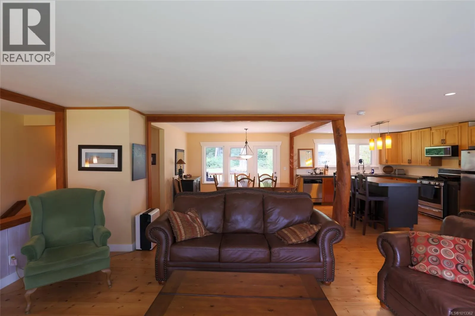 6280 Storey's Beach Rd