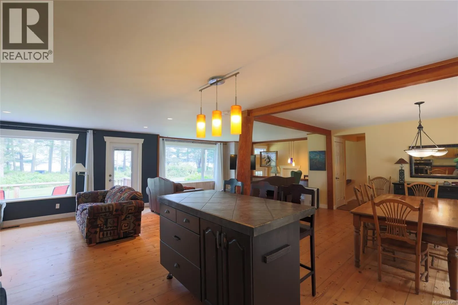 6280 Storey's Beach Rd