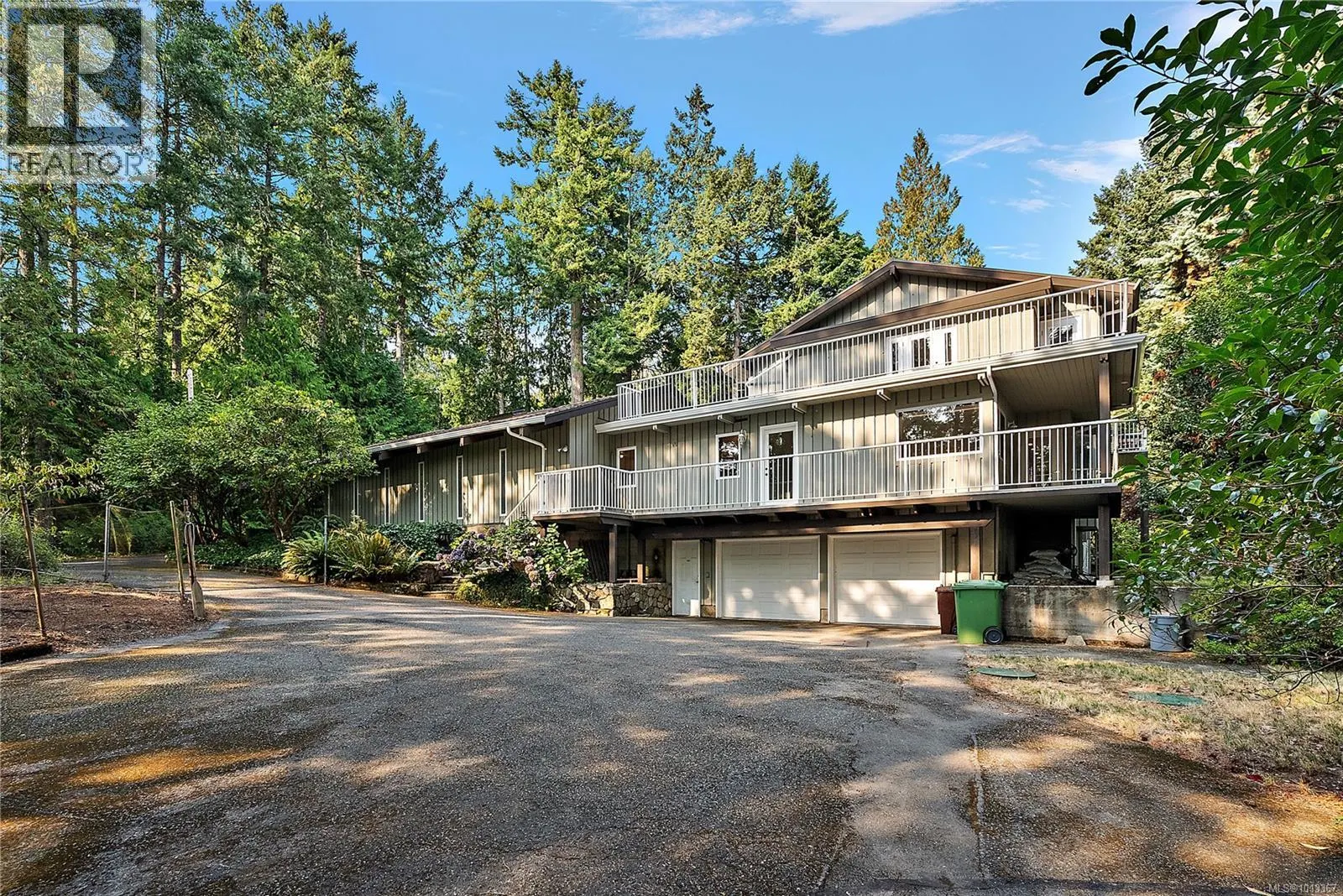 1661 Lands End Rd