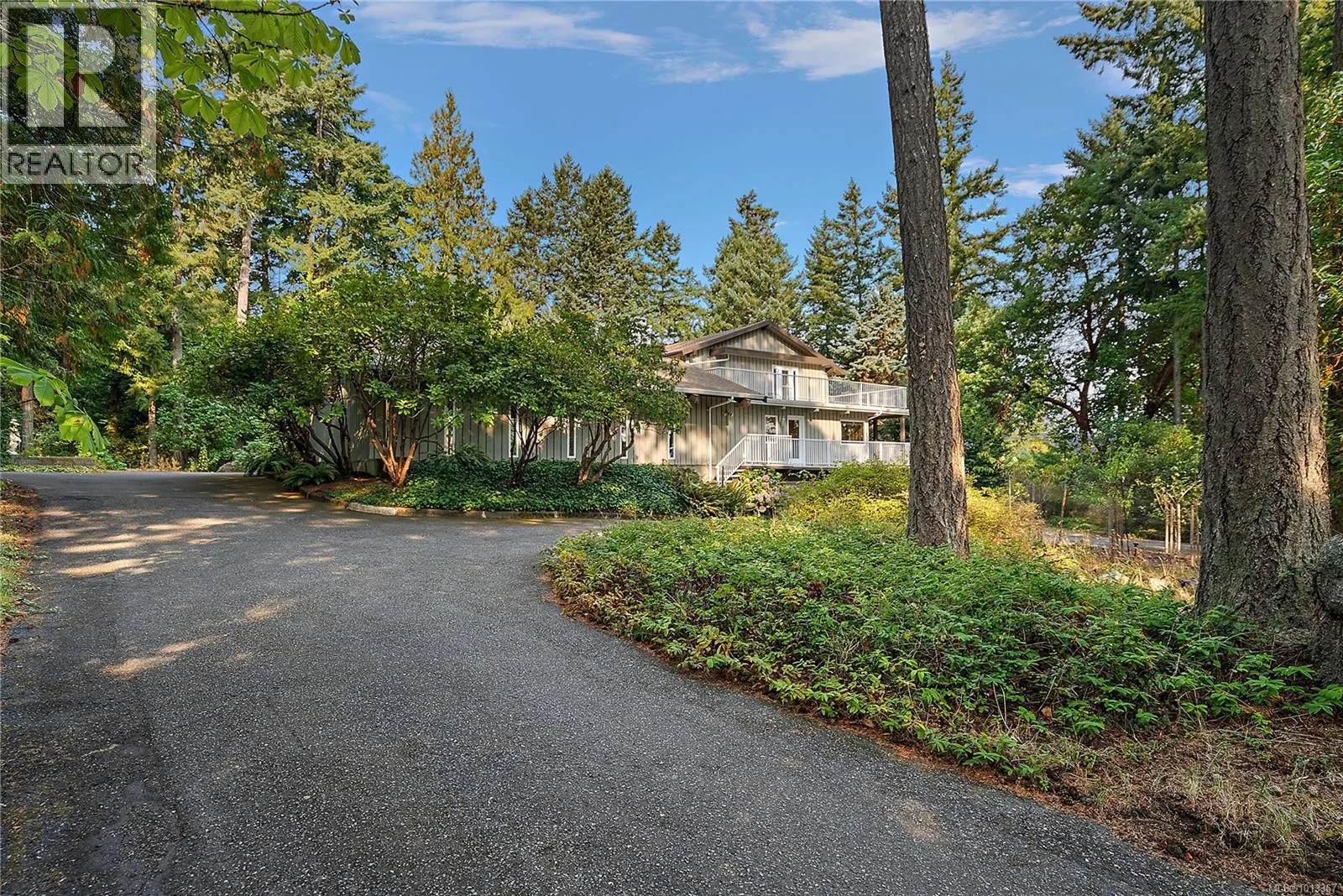 1661 Lands End Rd