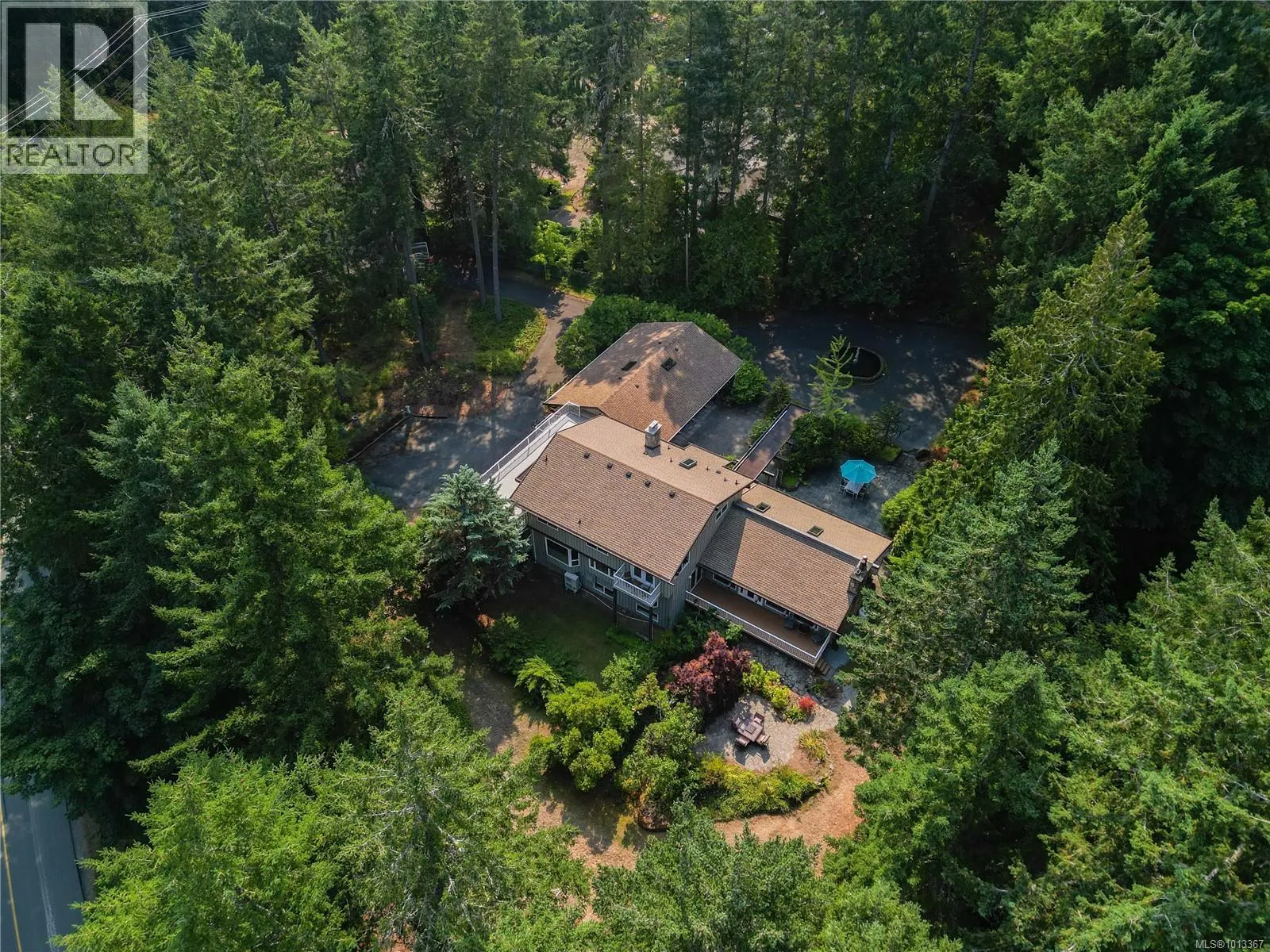 1661 Lands End Rd
