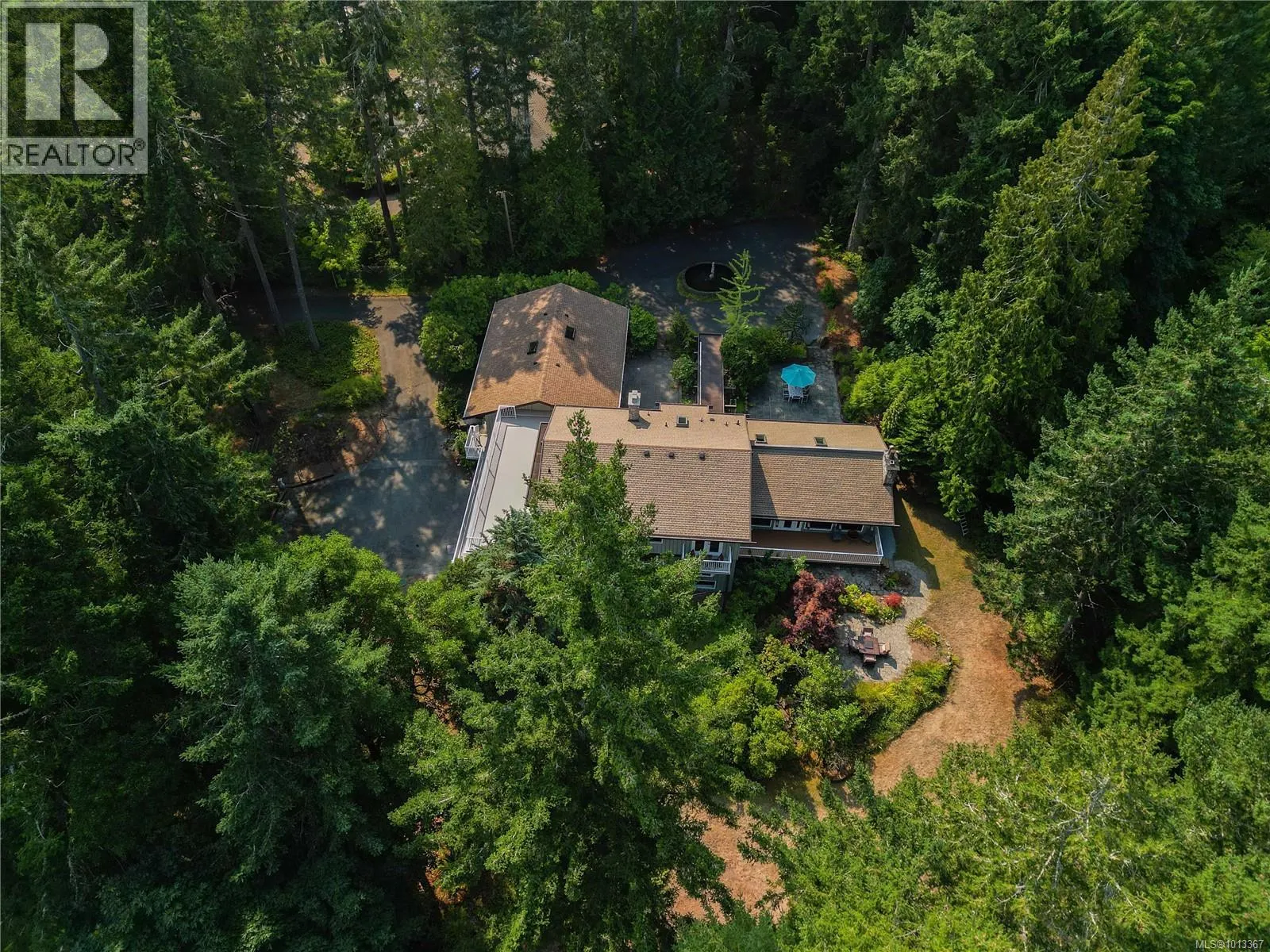 1661 Lands End Rd