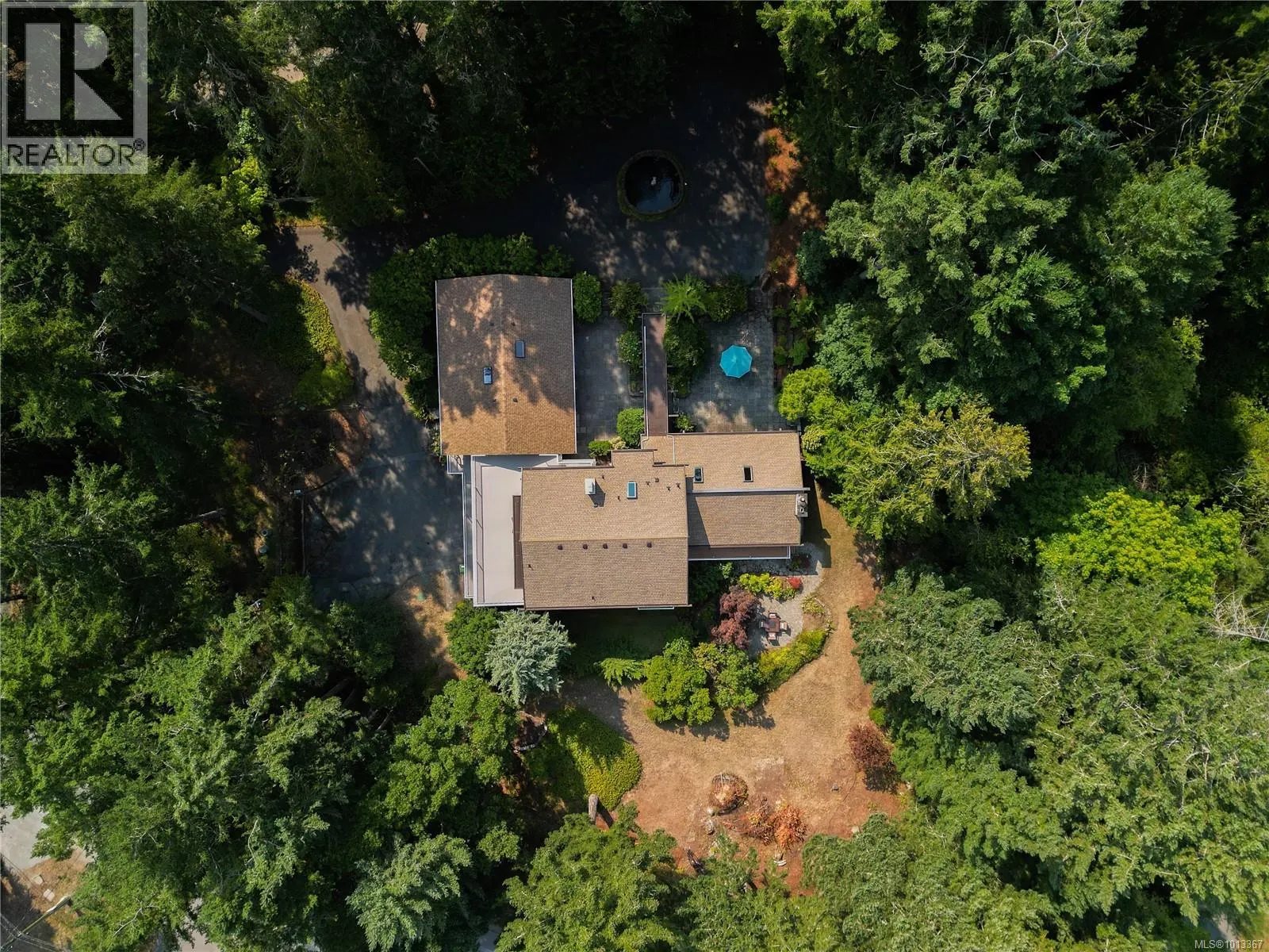 1661 Lands End Rd