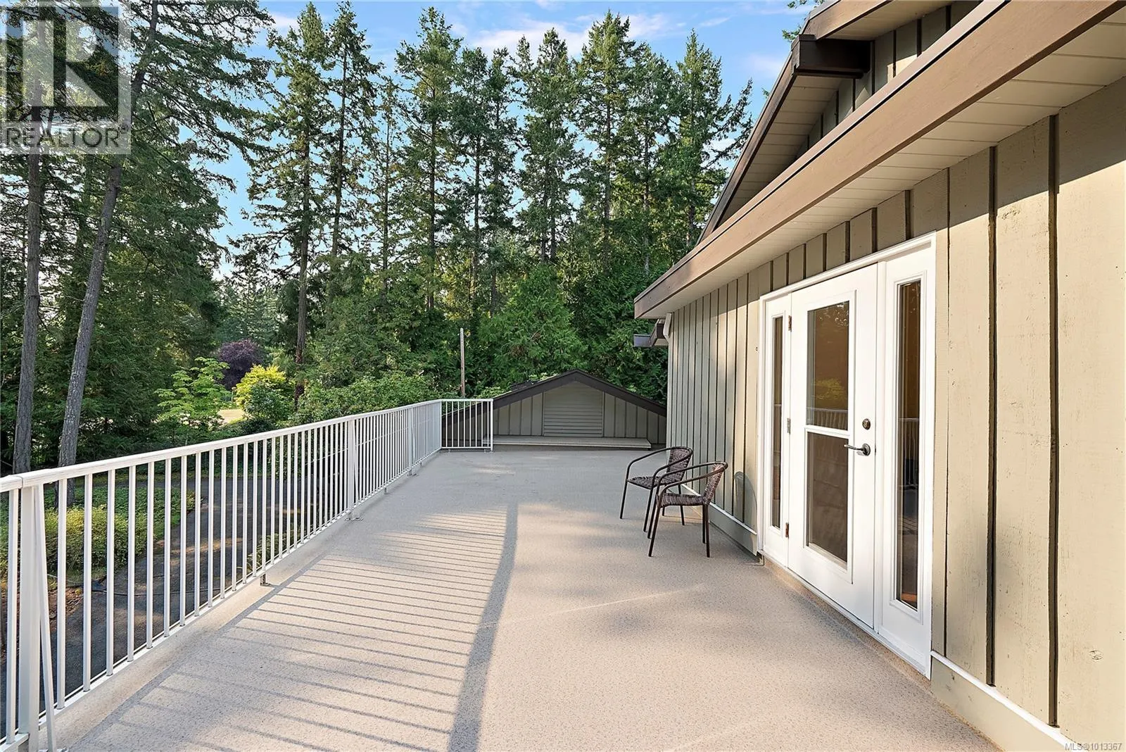 1661 Lands End Rd