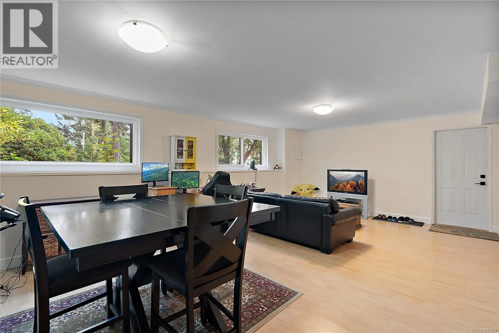1661 Lands End Rd