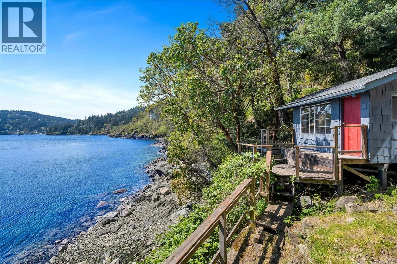 468 Arbutus Ave