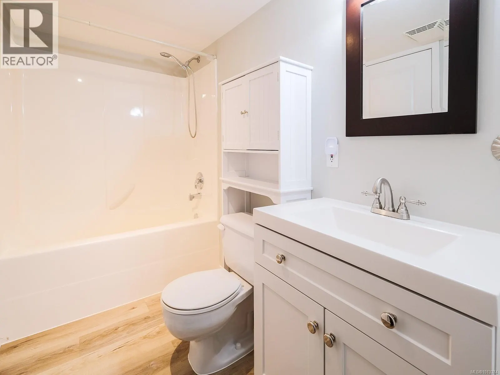 1858 Sterling Ridge Pl