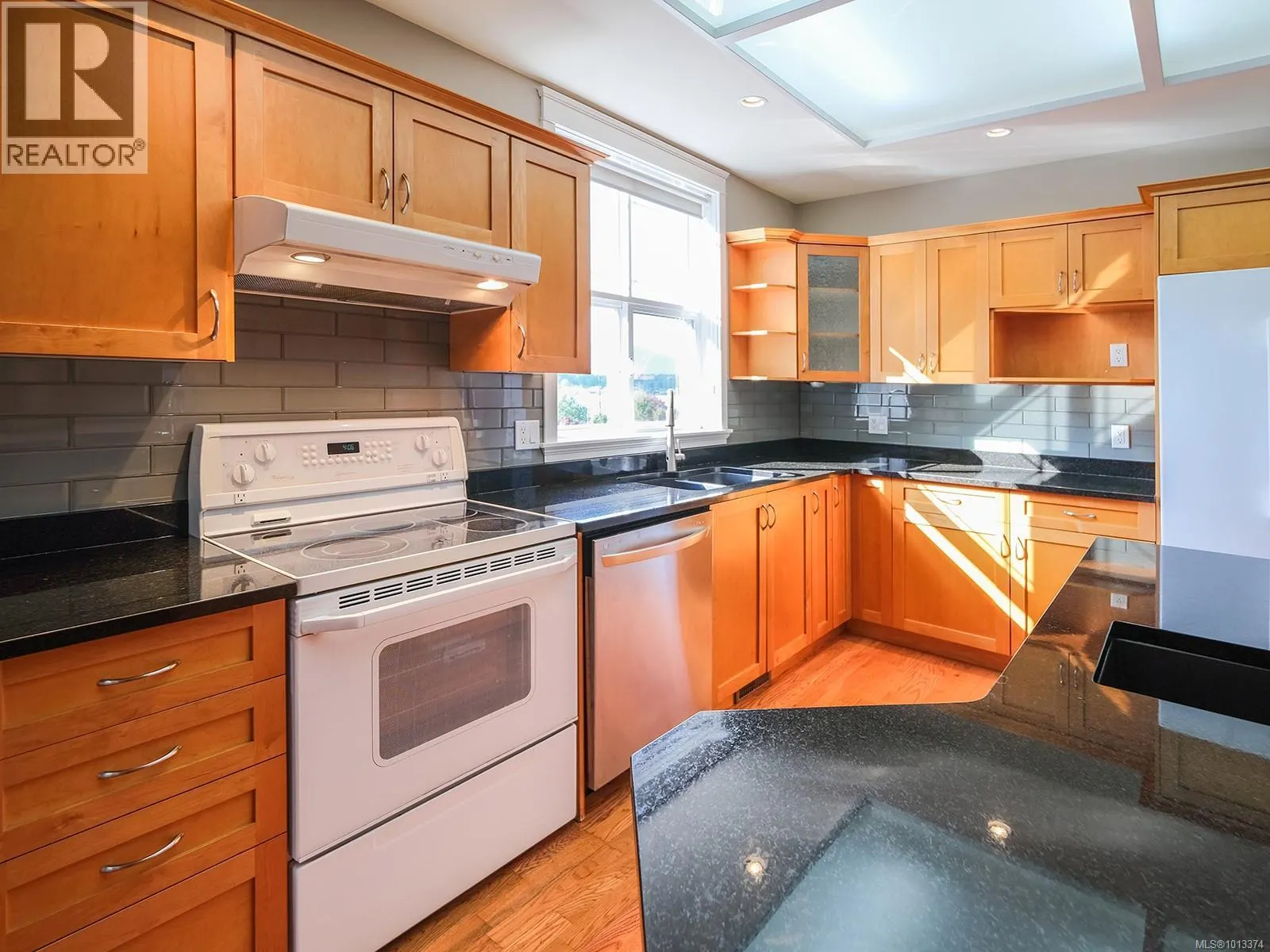 1858 Sterling Ridge Pl