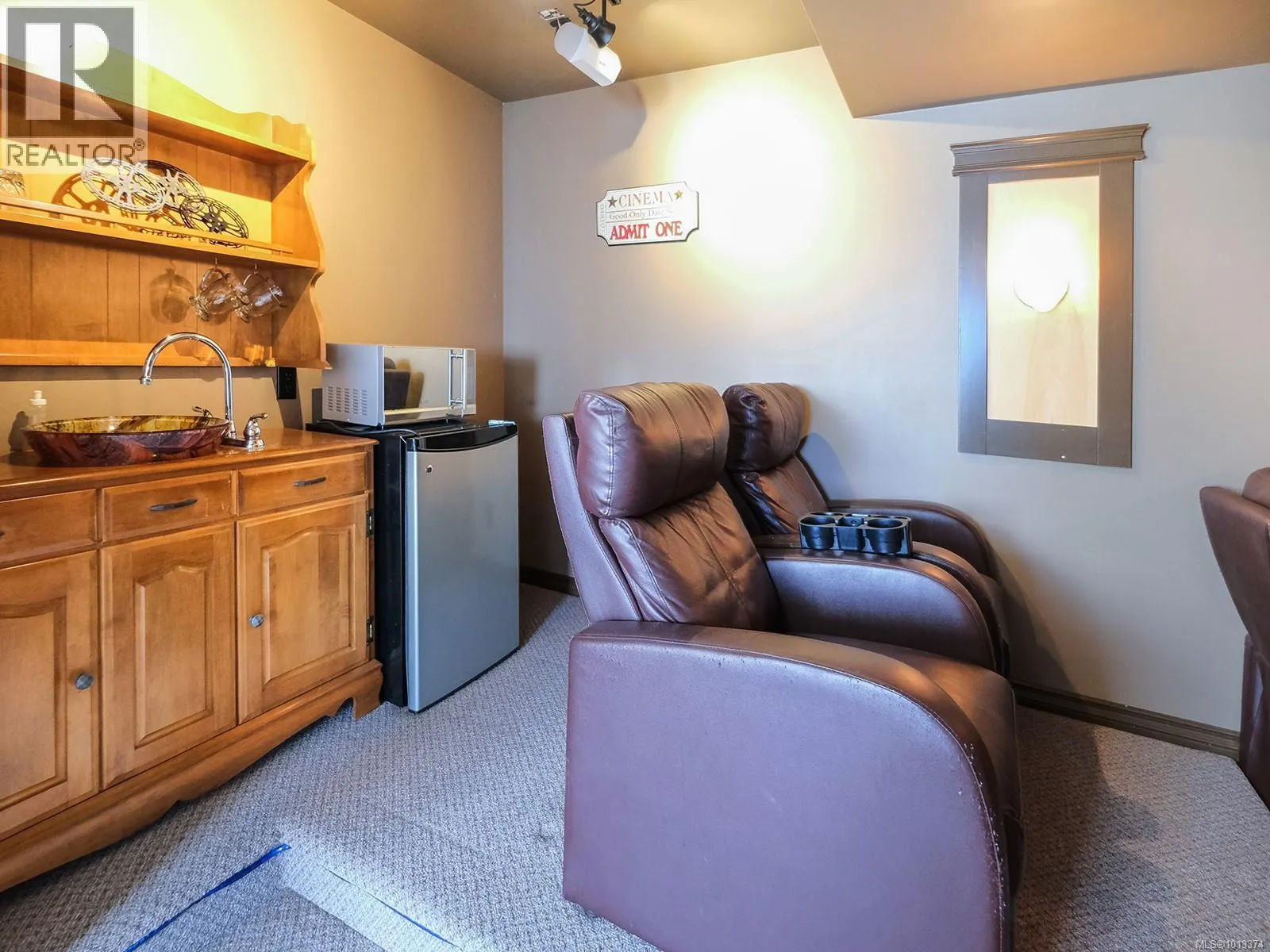 1858 Sterling Ridge Pl