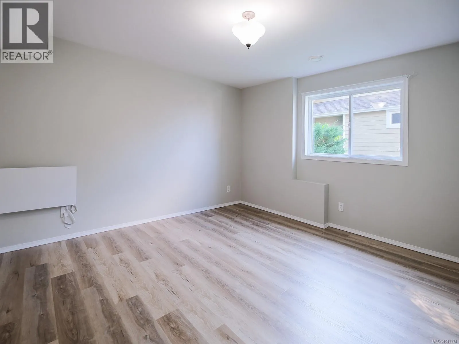 1858 Sterling Ridge Pl